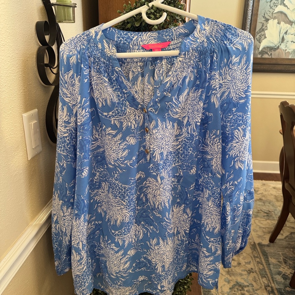 Lilly Pulitzer Blue and White Floral Blouse